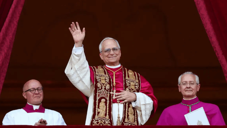 Robert Francis Prevost é eleito papa e se chamará Leão XIV