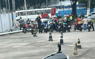 Idoso morre atropelado ao tentar atravessar avenida na zona Norte