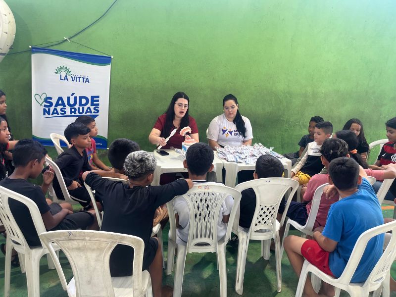 Moradores do Jorge Teixeira recebem atendimentos médicos e jurídicos em ação social do Instituto Lavitta
