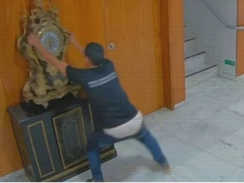 Juiz que soltou homem que quebrou relógio do Planalto diz que cometeu um “equívoco”